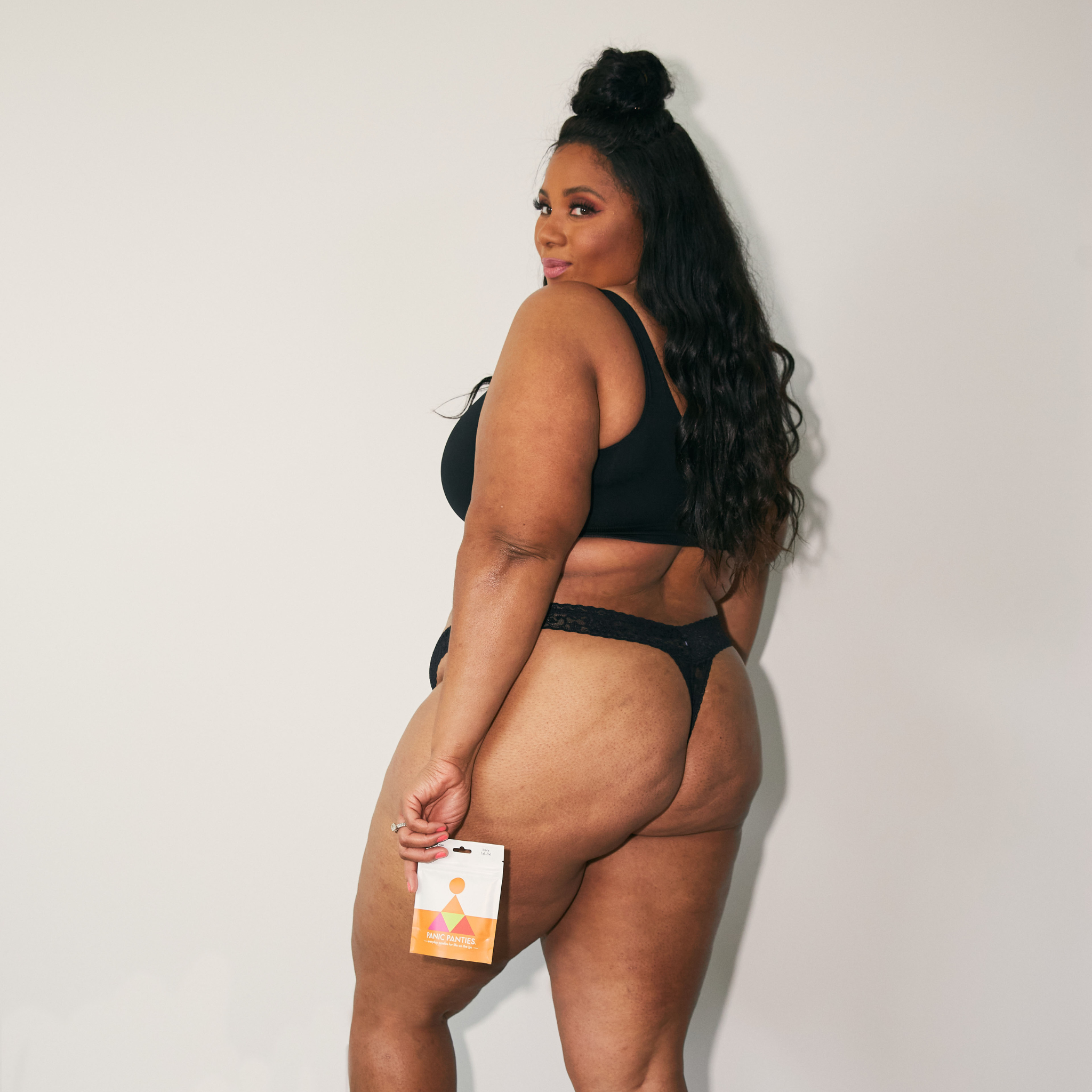 Mid-Rise Lace Thong